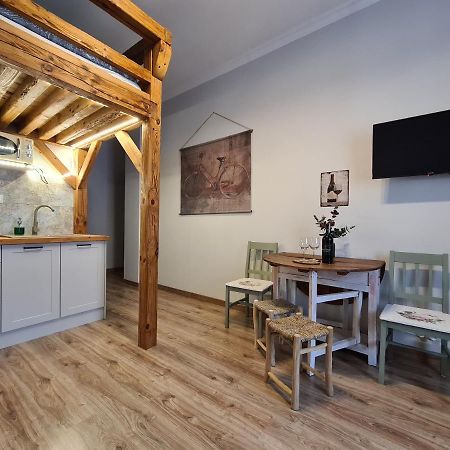 Apartament Starowka 9 Apartment Torun Ngoại thất bức ảnh